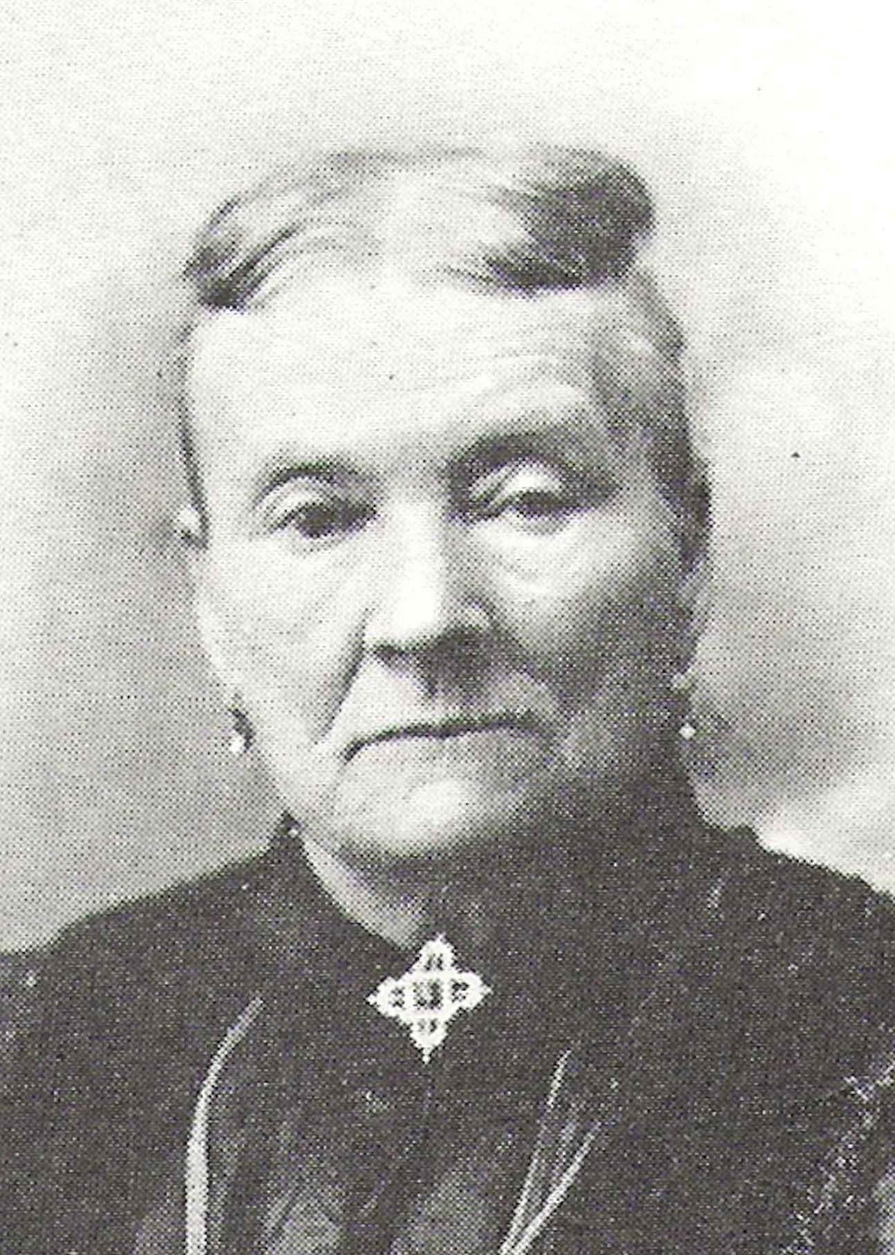 Eliza Macey Hooper (1845 - 1927) Profile